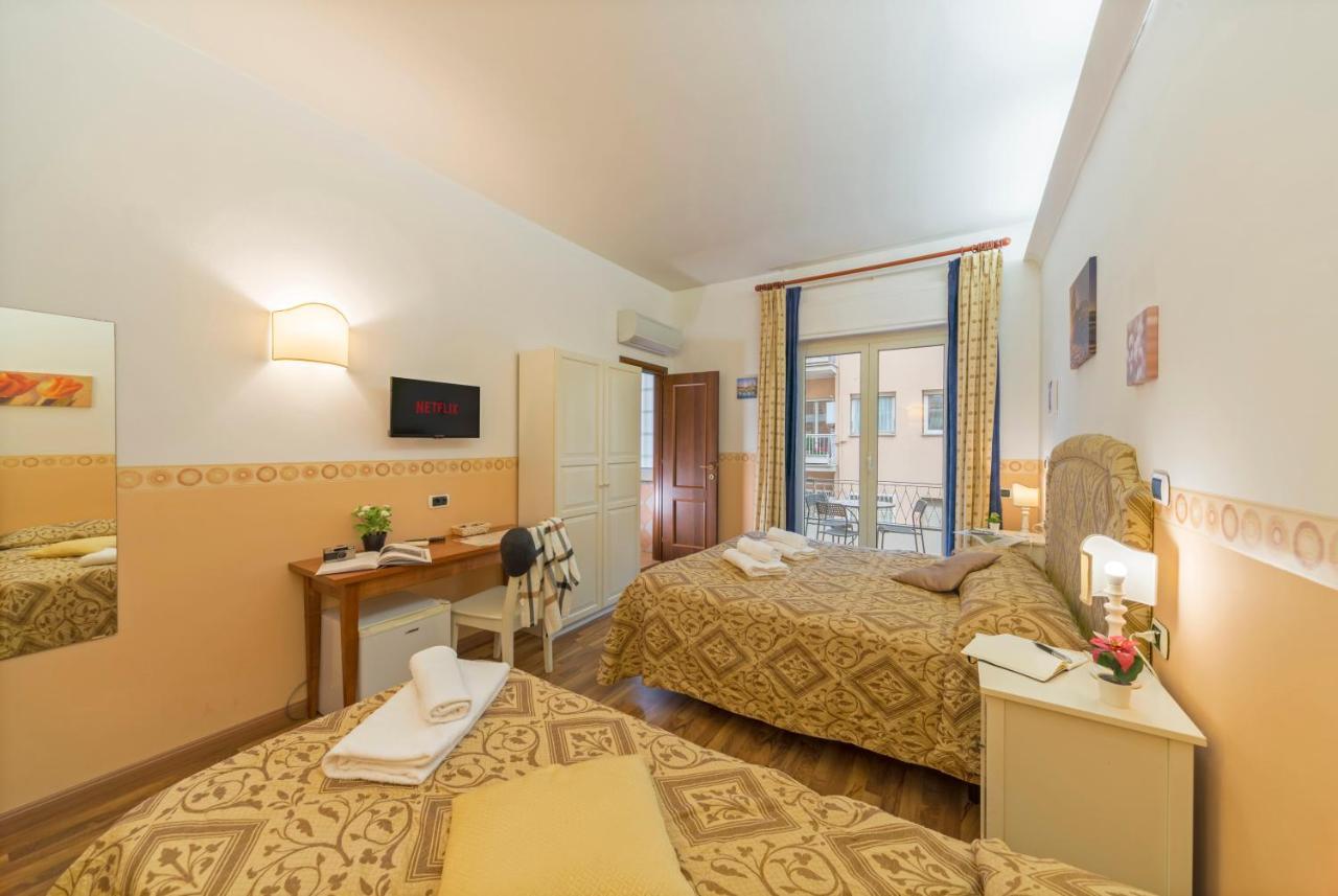 Gregorio'S Rooms โรม ภายนอก รูปภาพ