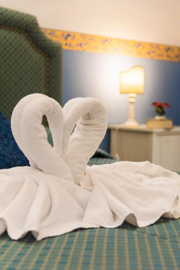 Gregorio'S Rooms โรม ภายนอก รูปภาพ