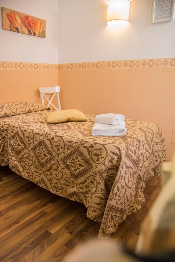 Gregorio'S Rooms โรม ภายนอก รูปภาพ
