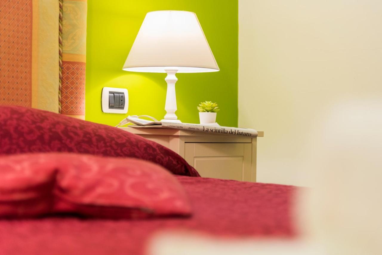 Gregorio'S Rooms โรม ภายนอก รูปภาพ